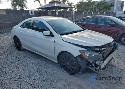 2018 Mercedes-Benz Cla 250 z USA, uszkodzony, nr VIN WDDSJ4EB3JN627955